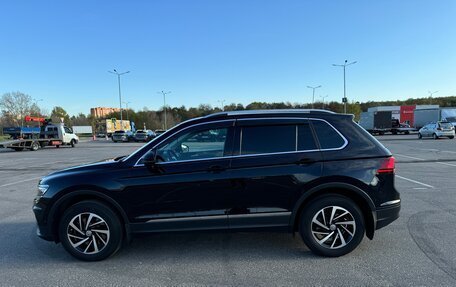 Volkswagen Tiguan II, 2018 год, 3 000 000 рублей, 11 фотография