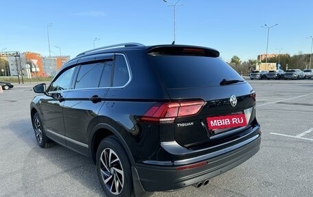 Volkswagen Tiguan II, 2018 год, 3 000 000 рублей, 12 фотография