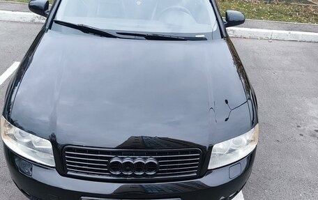 Audi A4, 2004 год, 850 000 рублей, 6 фотография