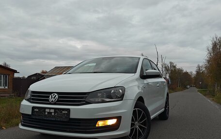 Volkswagen Polo VI (EU Market), 2017 год, 1 250 000 рублей, 2 фотография