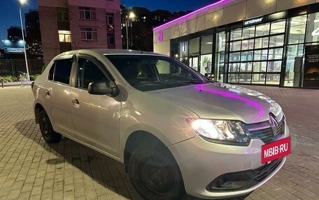 Renault Logan II, 2016 год, 375 000 рублей, 2 фотография