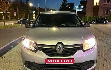 Renault Logan II, 2016 год, 375 000 рублей, 6 фотография