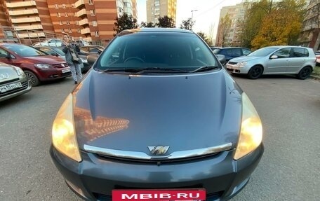 Toyota Wish II, 2003 год, 950 000 рублей, 2 фотография