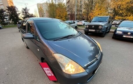 Toyota Wish II, 2003 год, 950 000 рублей, 8 фотография