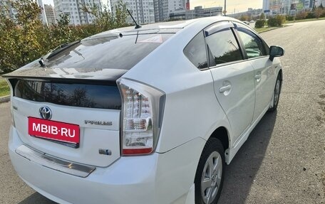 Toyota Prius, 2010 год, 1 620 000 рублей, 6 фотография