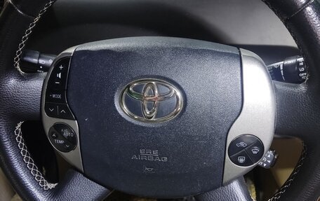 Toyota Prius, 2005 год, 800 000 рублей, 12 фотография