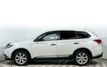 Mitsubishi Outlander III рестайлинг 3, 2015 год, 1 650 000 рублей, 8 фотография