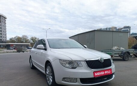 Skoda Superb III рестайлинг, 2012 год, 1 180 000 рублей, 1 фотография