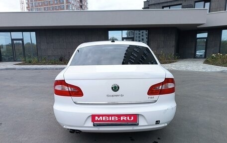 Skoda Superb III рестайлинг, 2012 год, 1 180 000 рублей, 7 фотография