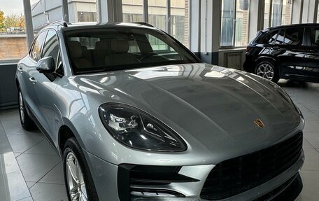 Porsche Macan I рестайлинг, 2021 год, 6 350 000 рублей, 2 фотография