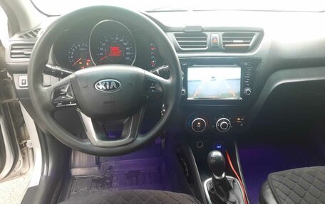 KIA Rio III рестайлинг, 2013 год, 830 000 рублей, 6 фотография