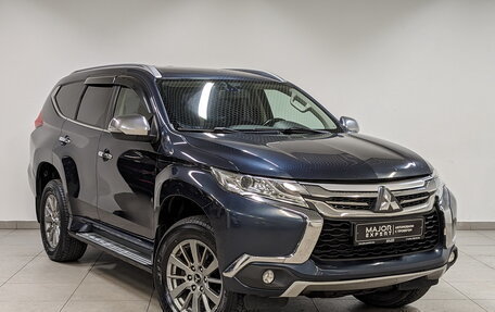 Mitsubishi Pajero Sport III рестайлинг, 2019 год, 2 850 000 рублей, 3 фотография