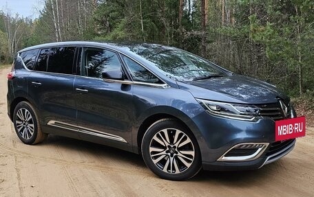 Renault Espace V рестайлинг, 2018 год, 2 850 000 рублей, 2 фотография