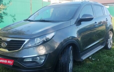 KIA Sportage III, 2011 год, 1 450 000 рублей, 2 фотография