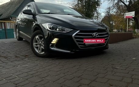 Hyundai Elantra VI рестайлинг, 2017 год, 1 520 000 рублей, 2 фотография