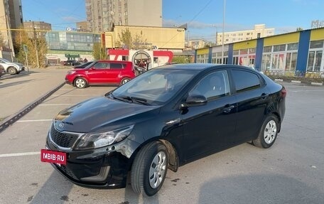 KIA Rio III рестайлинг, 2013 год, 760 000 рублей, 2 фотография