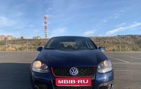 Volkswagen Golf V, 2008 год, 700 000 рублей, 2 фотография