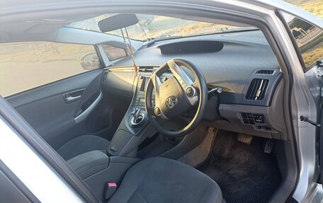 Toyota Prius, 2010 год, 1 250 000 рублей, 9 фотография