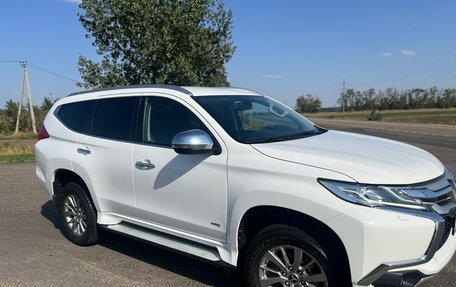 Mitsubishi Pajero Sport III рестайлинг, 2018 год, 3 500 000 рублей, 11 фотография