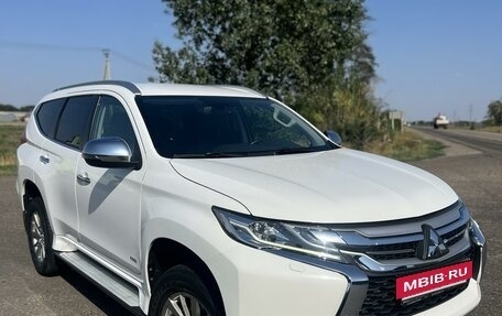 Mitsubishi Pajero Sport III рестайлинг, 2018 год, 3 500 000 рублей, 6 фотография