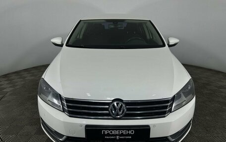 Volkswagen Passat B7, 2011 год, 800 000 рублей, 2 фотография