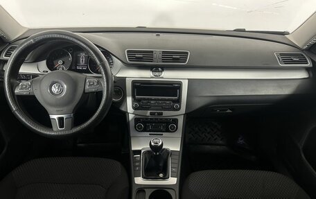 Volkswagen Passat B7, 2011 год, 800 000 рублей, 7 фотография