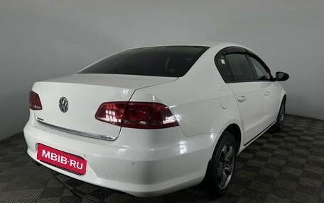 Volkswagen Passat B7, 2011 год, 800 000 рублей, 6 фотография