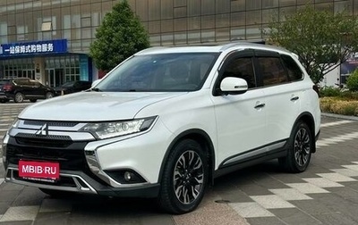 Mitsubishi Outlander III рестайлинг 3, 2020 год, 2 236 000 рублей, 1 фотография