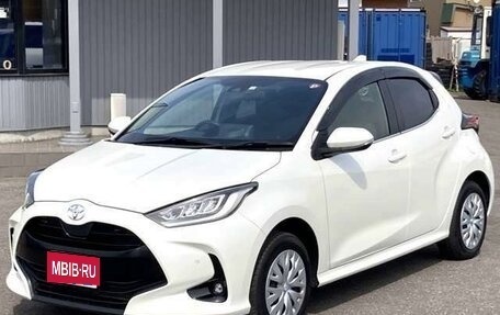 Toyota Yaris, 2021 год, 1 260 000 рублей, 1 фотография