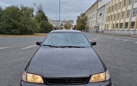 Toyota Carina E, 1996 год, 330 000 рублей, 3 фотография