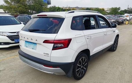 Skoda Karoq I, 2021 год, 1 580 000 рублей, 2 фотография