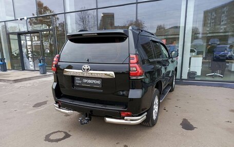 Toyota Land Cruiser Prado 150 рестайлинг 2, 2017 год, 5 769 000 рублей, 5 фотография