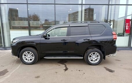 Toyota Land Cruiser Prado 150 рестайлинг 2, 2017 год, 5 769 000 рублей, 8 фотография