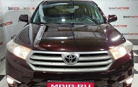 Toyota Highlander III, 2011 год, 2 549 000 рублей, 4 фотография