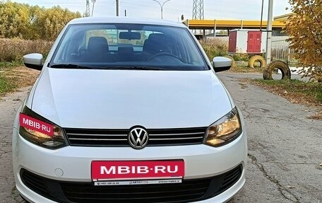 Volkswagen Polo VI (EU Market), 2014 год, 875 000 рублей, 3 фотография