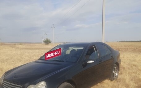 Mercedes-Benz C-Класс, 2006 год, 963 000 рублей, 1 фотография