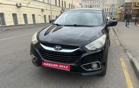 Hyundai ix35 I рестайлинг, 2012 год, 960 000 рублей, 2 фотография