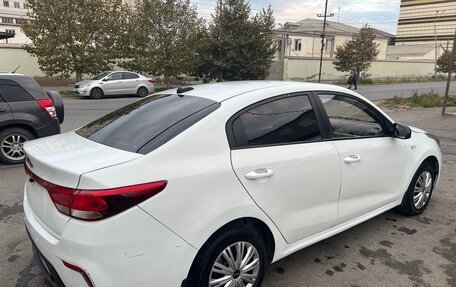 KIA Rio IV, 2018 год, 966 000 рублей, 5 фотография