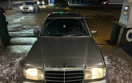 Mercedes-Benz W124, 1990 год, 350 000 рублей, 3 фотография