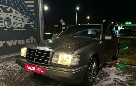 Mercedes-Benz W124, 1990 год, 350 000 рублей, 2 фотография