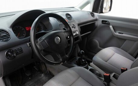 Volkswagen Caddy III рестайлинг, 2006 год, 650 000 рублей, 9 фотография