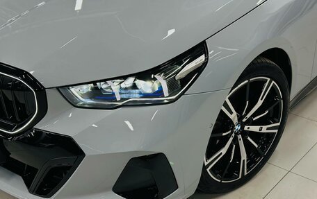 BMW 5 серия, 2023 год, 10 900 000 рублей, 8 фотография