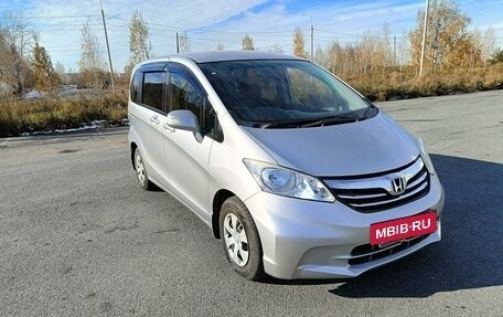 Honda Freed I, 2012 год, 1 170 000 рублей, 2 фотография