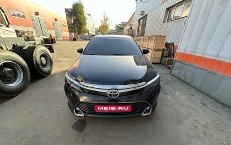 Toyota Camry, 2017 год, 2 600 000 рублей, 1 фотография