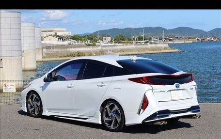 Toyota Prius IV XW50, 2021 год, 1 650 200 рублей, 5 фотография