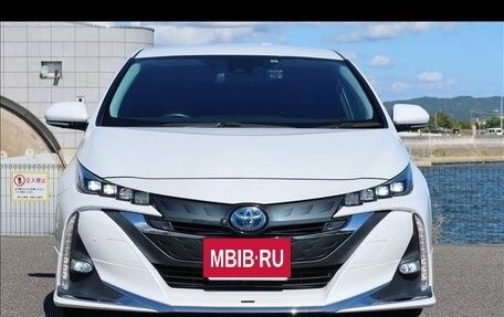 Toyota Prius IV XW50, 2021 год, 1 650 200 рублей, 2 фотография