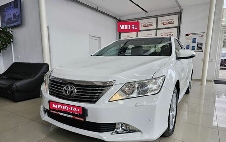 Toyota Camry, 2013 год, 2 175 000 рублей, 3 фотография