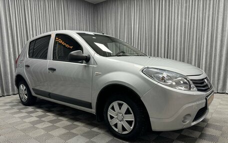 Renault Sandero I, 2012 год, 714 000 рублей, 2 фотография