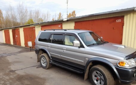 Mitsubishi Pajero Sport II рестайлинг, 2005 год, 930 000 рублей, 3 фотография