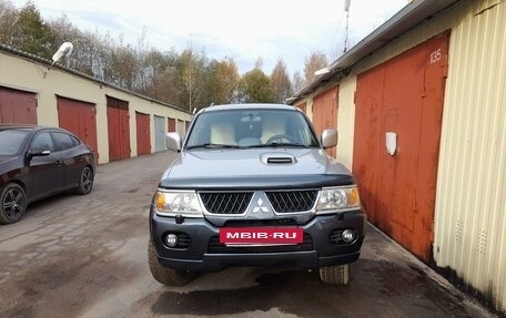 Mitsubishi Pajero Sport II рестайлинг, 2005 год, 930 000 рублей, 4 фотография